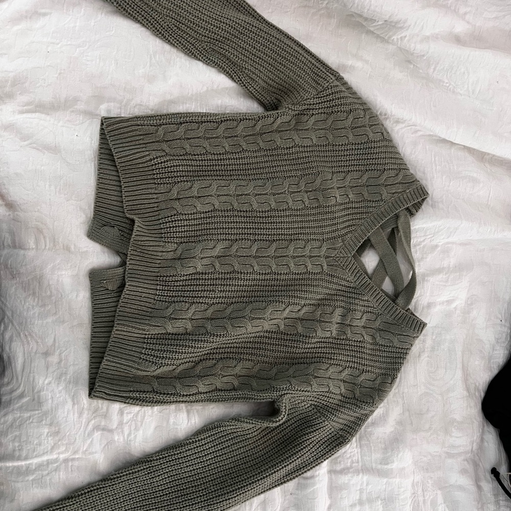Cable Knit Sweater in Olive Green